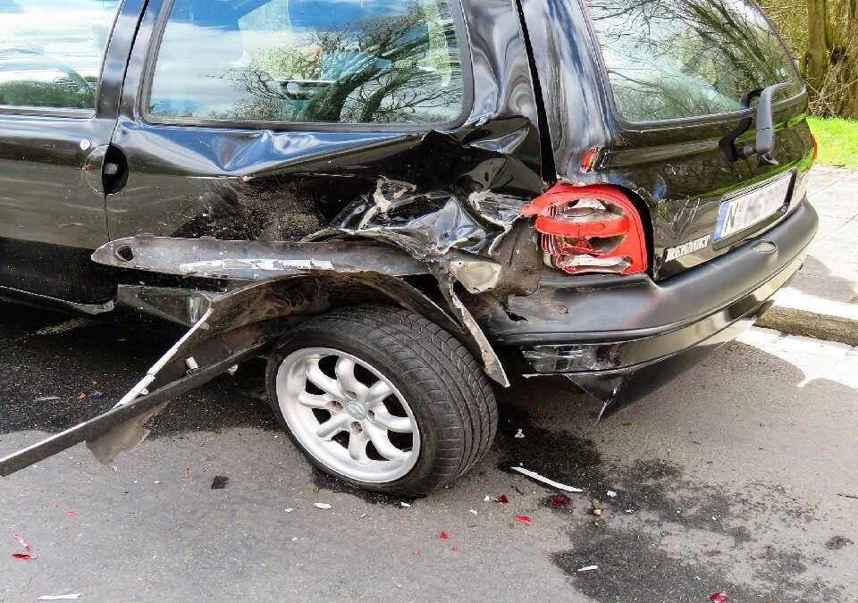 車禍賠償太繁雜，肇事駕駛不認帳，賠償金計算無頭緒 委任律師爭取！